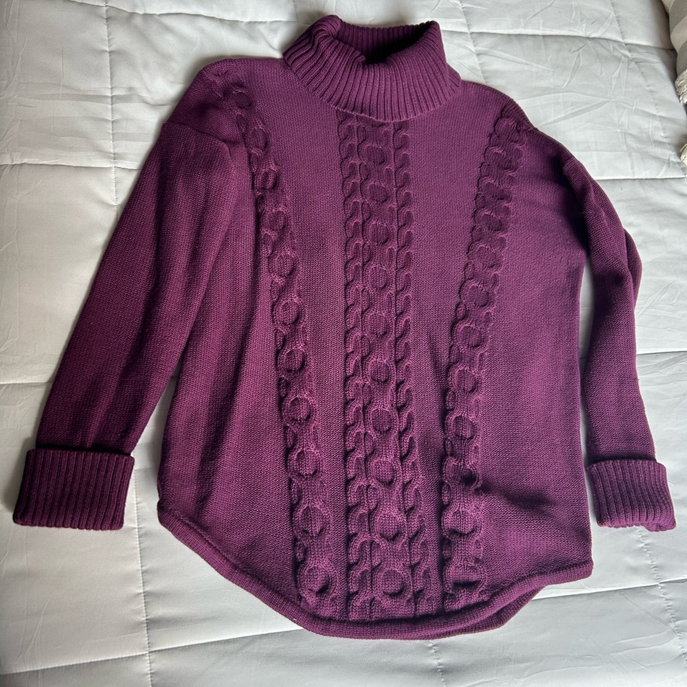 LL Bean Women’s Sweater Sz L EUC